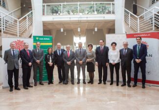 ARPA colabora en la creación de la Cátedra de Empresa Familiar de Navarra